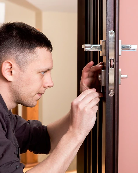 : Professional Locksmith For Commercial And Residential Locksmith Services in Santee, CA
