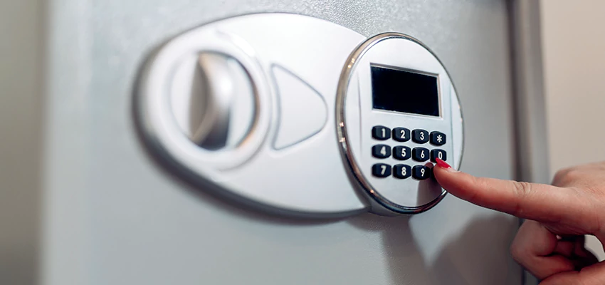 Jewelry Safe Cracking in Santee, California